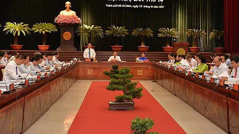 Khai mạc Hội nghị lần thứ 17 Ban Chấp hành Đảng bộ TPHCM khóa X