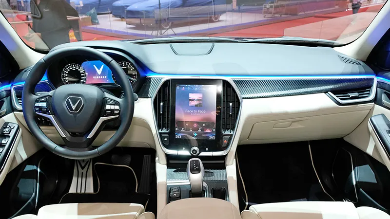VinFast trình làng mẫu SUV Lux phiên bản đặc biệt tại Thụy Sĩ
