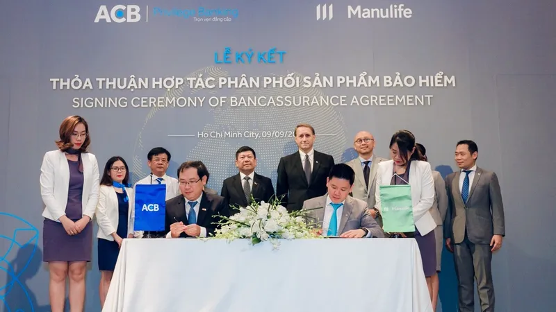 Manulife Việt Nam và ACB bắt tay cung cấp sản phẩm bảo hiểm nhân thọ cho khách hàng ở phân khúc cao cấp 
