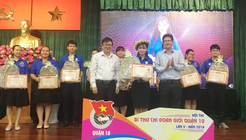 Quận 10 thi Bí thư Chi Đoàn giỏi