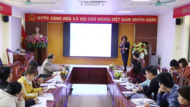 Chuyên gia của Zuellig Pharma đã giới thiệu về lợi ích, ý nghĩa và cách sử dụng eZCooler cho cán bộ y tế 6 tỉnh miền Bắc 