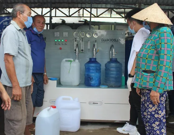 Khánh thành hệ thống lọc nước ngọt tại Bến Tre