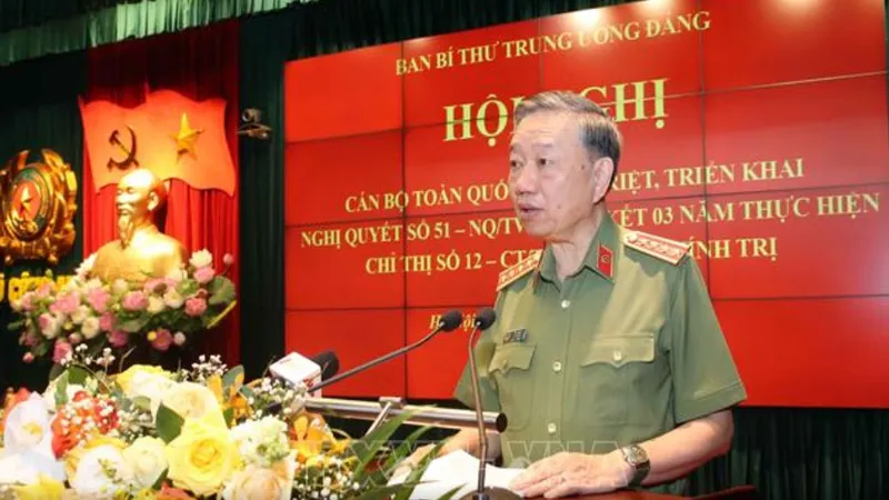 Đại tướng Tô Lâm, Ủy viên Bộ Chính trị, Bộ trưởng Bộ Công an phát biểu tại hội nghị. Ảnh: TTXVN