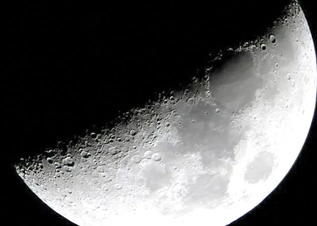 NASA tìm công ty hợp tác khai thác Mặt Trăng 