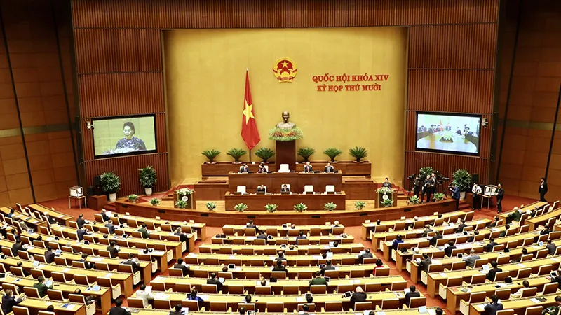 Quốc hội thảo luận về dự thảo văn kiện trình Đại hội XIII của Đảng