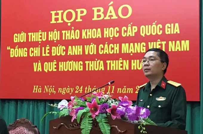 Đại tá Trần Ngọc Anh - Phó Cục trưởng Cục Tuyên huấn, Tổng cục Chính trị phát biểu tại buổi họp báo. Ảnh: DANGCONGSAN.VN 