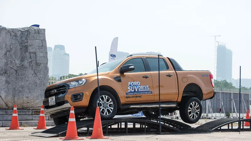 Tại Ford, có 3 công cụ mô phỏng NVH chính được sử dụng