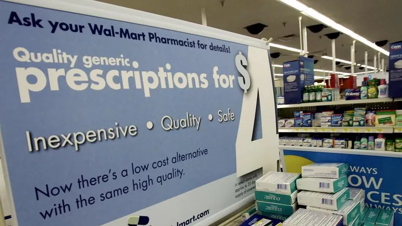 Thuốc được bày bán tại một cửa hàng Walmart ở Clearwater, bang Florida, Mỹ. Nguồn: TTXVN