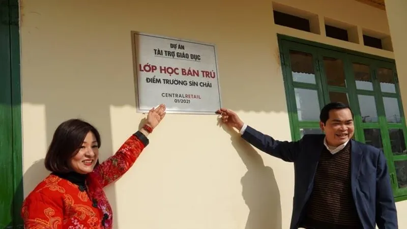 600 triệu đồng xây lớp học, tặng quà học sinh vùng cao