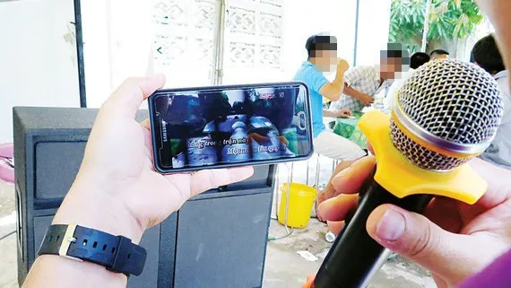 Quán nhậu mở nhạc quá lớn