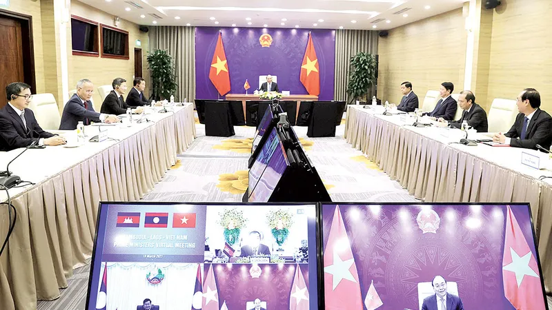 Thủ tướng Nguyễn Xuân Phúc và Đoàn đại biểu Việt Nam tại điểm cầu Hà Nội. Ảnh: TTXVN