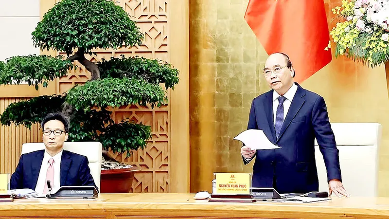 Thủ tướng Nguyễn Xuân Phúc, Chủ tịch Ủy ban Quốc gia về Chính phủ điện tử, phát biểu kết luận cuộc họp