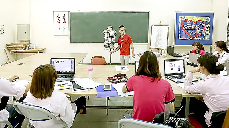 Học sinh Trường Cao đẳng Nghề Long Biên, Hà Nội trong một giờ học. Ảnh: QUANG PHÚC
