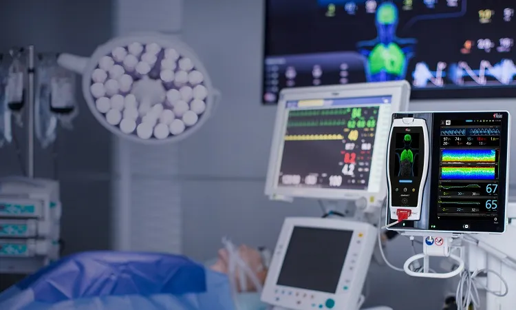 12 nhóm nhóm vật tư, thiết bị y tế vào danh mục hàng dự trữ quốc gia