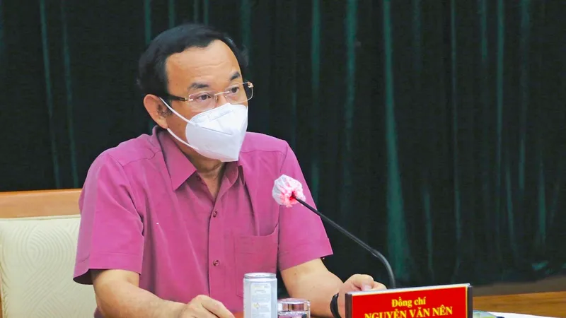 Bí thư Thành ủy TPHCM Nguyễn Văn Nên phát biểu kết luận hội nghị