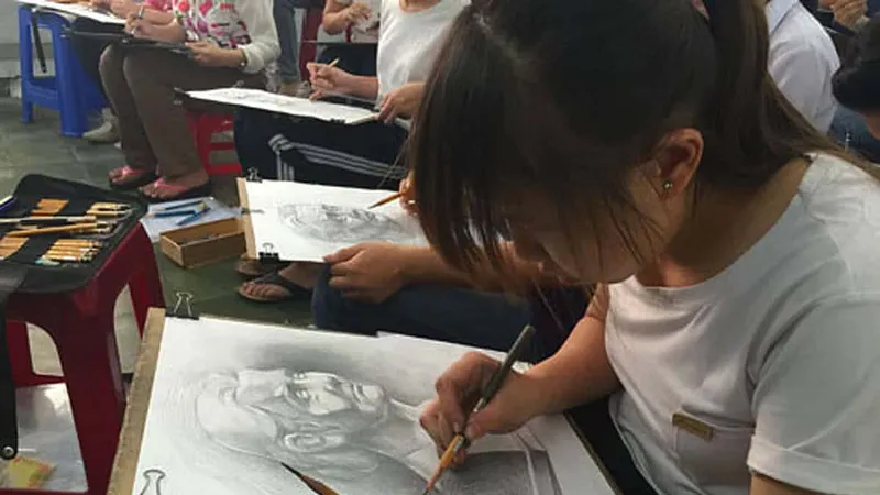 Thí sinh thi năng khiếu trực tuyến do Trường ĐH Nguyễn Tất Thành tổ chức tháng 6 và tháng 7. Ảnh: HOÀNG HÙNG
