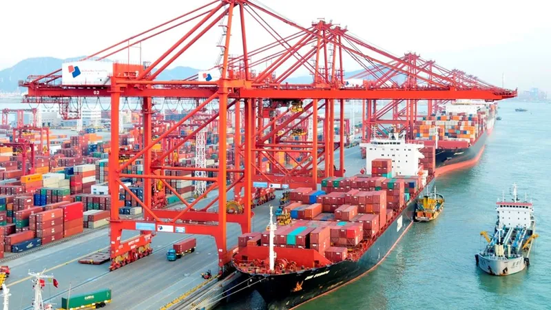 Cảng container không phát thải carbon 