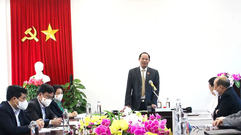 , Thượng tướng Trần Quang Phương, Phó Chủ tịch Quốc hội, đã có buổi làm việc với lãnh đạo TP Đà Nẵng và Đại học Đà Nẵng