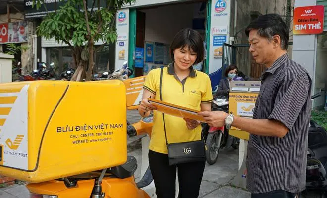 Từ hôm nay, trả kết quả BHXH tại nhà qua bưu điện