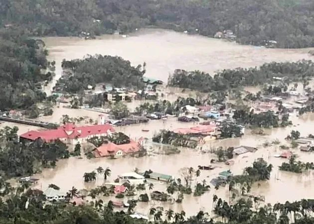 Thị trấn Loboc, tỉnh Bohol thuộc vùng Trung Visayas sau khi bão RAI tràn qua. Nguồn: PWS