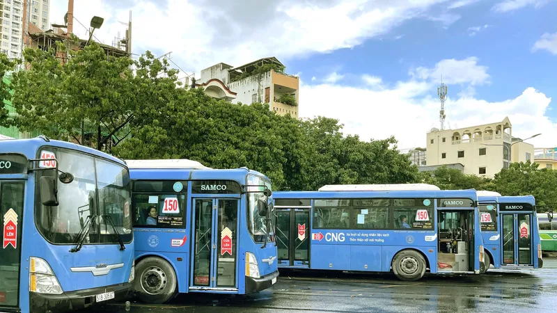“Hồi sức” vận tải hành khách bằng xe buýt 