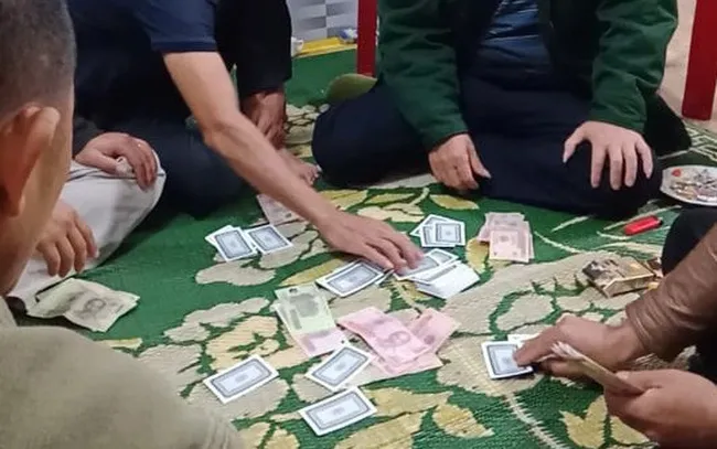 Sau phản ánh cờ bạc giữa ban ngày của Báo SGGP: Cơ quan chức năng vào cuộc xử lý