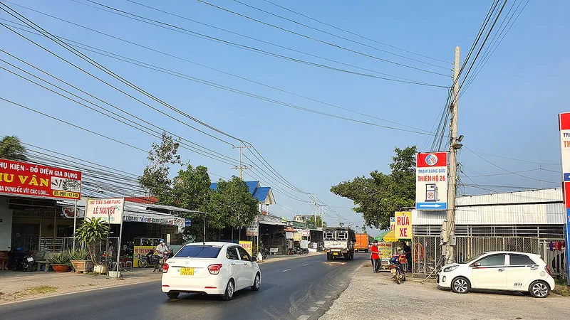 Đồng hồ điện được đưa về trụ điện, nhưng người dân không được biết mức sử dụng hàng tháng