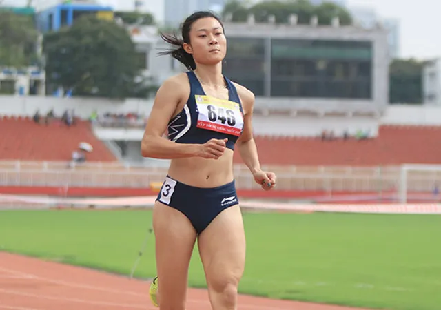“Nữ hoàng tốc độ” Lê Tú Chinh