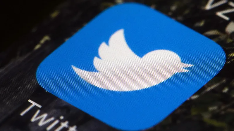Twitter có thể tính phí sử dụng tùy đối tượng