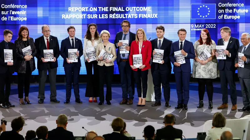Lãnh đạo EU, EP và đại diện người dân EU trong phiên bế mạc hội nghị