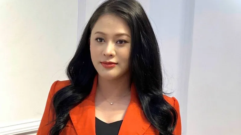 Dạy con trong thời đại số: Tạo dựng yếu tố cơ bản làm người cho con trẻ