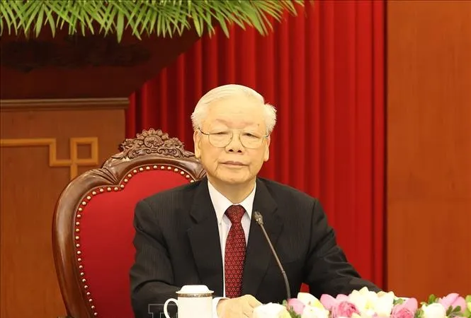 Tổng Bí thư Nguyễn Phú Trọng hội đàm trực tuyến với Chủ tịch Đảng Mặt trận Giải phóng Mozambique (FRELIMO), Tổng thống Mozambique Filipe Jacinto Nyusi. Ảnh: TTXVN