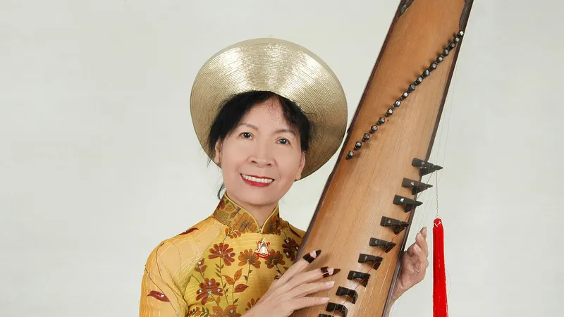 Nhà giáo ưu tú Phạm Thúy Hoan