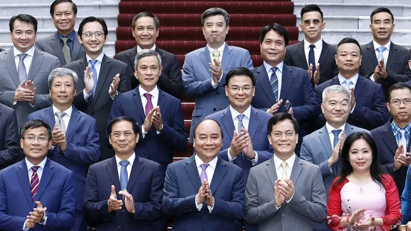 Chủ tịch nước Nguyễn Xuân Phúc làm việc với cán bộ chủ chốt Bộ Ngoại giao về triển khai đường lối đối ngoại theo tinh thần Nghị quyết Đại hội XIII của Đảng. Ảnh: TTXVN
