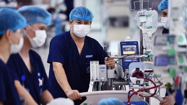 Để bệnh viện toàn tâm cứu người