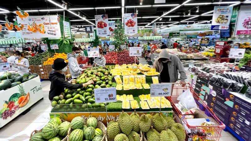 Bình ổn giá giúp người dân tiếp cận nguồn hàng hóa chất lượng, giá ổn định. Ảnh: HOÀNG HÙNG