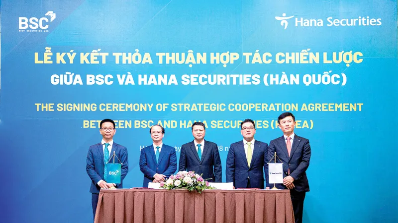 Lễ ký kết hợp tác chiến lược giữa BSC và Hana Securities