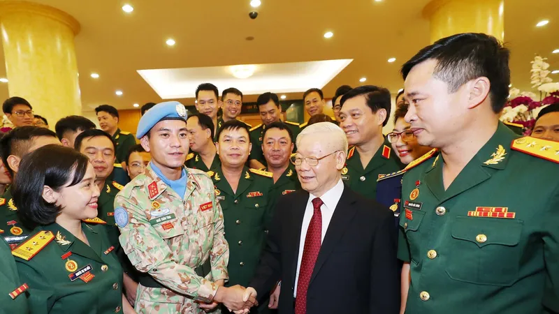 Tổng Bí thư Nguyễn Phú Trọng với các đại biểu. Ảnh: TTXVN