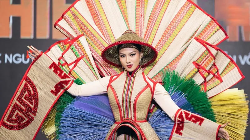 Soi cho tỏ, xét cho tường
