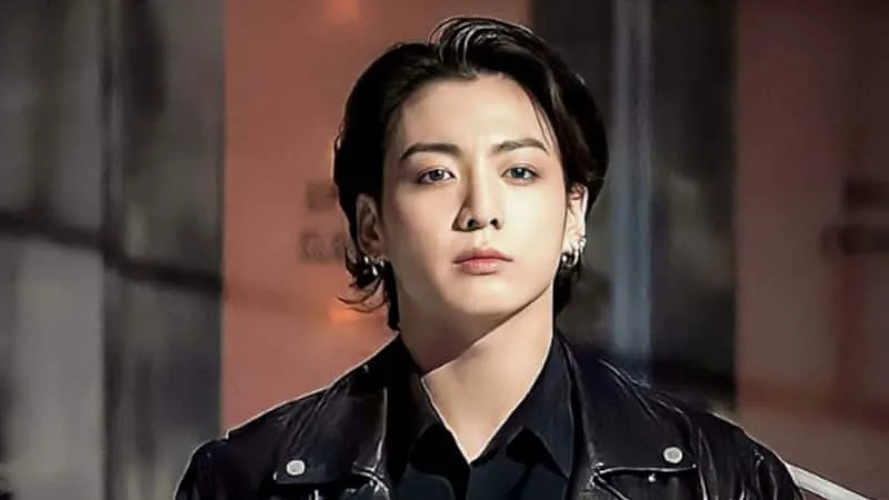Jungkook giành giải Nam nghệ sĩ của năm tại Philippines