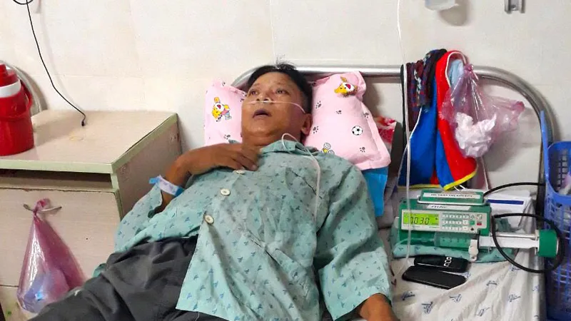 Nhà nghèo, không có tiền chạy thận