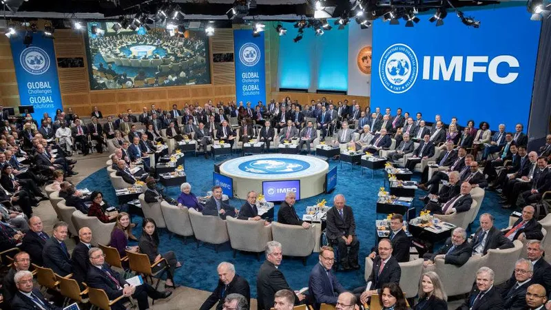 IMF “bật đèn xanh” chương trình cho vay mới