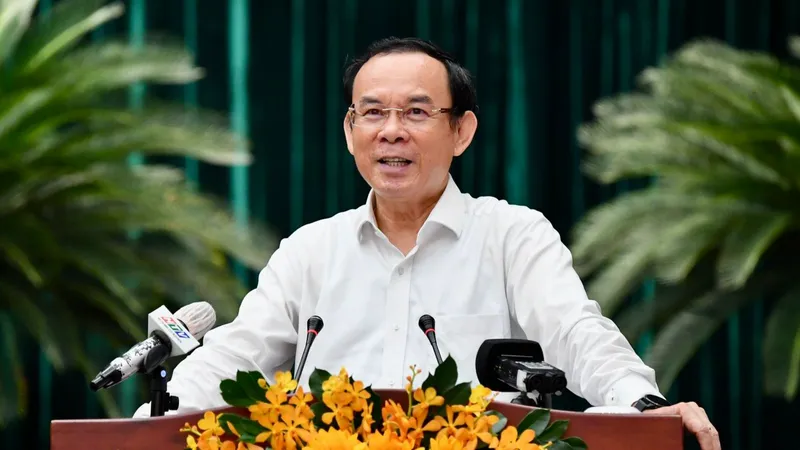 Hội nghị Thành ủy TPHCM đánh giá "sức khỏe" nền kinh tế thành phố