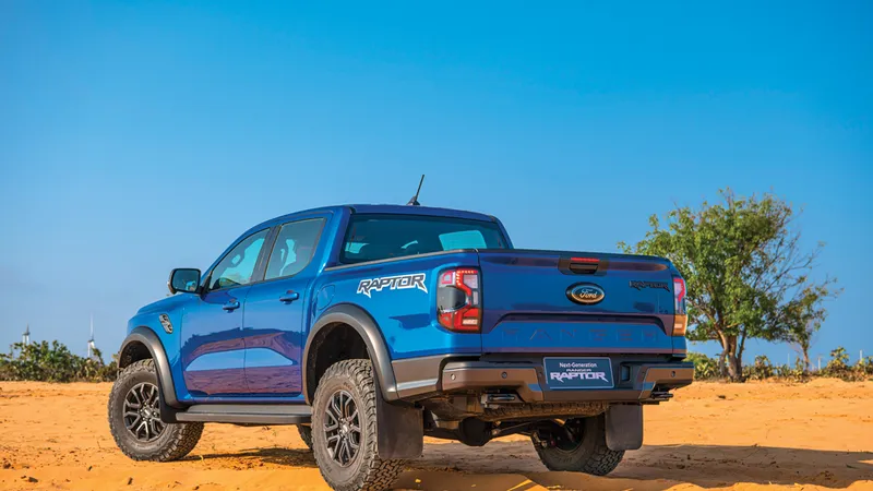 Tuyệt chiêu học tập từ xe thể thao Mustang đã giúp Ranger Raptor thế hệ mới tăng cường tính khí động học