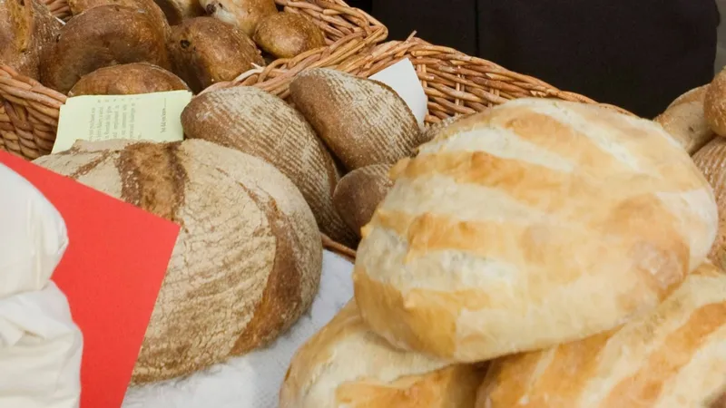 Canada phạt nặng doanh nghiệp thao túng giá bánh mì