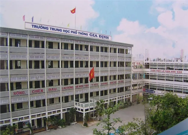Hiệu trưởng Trường THPT Gia Định chịu trách nhiệm quản lý viên chức đi nước ngoài không đúng mục đích