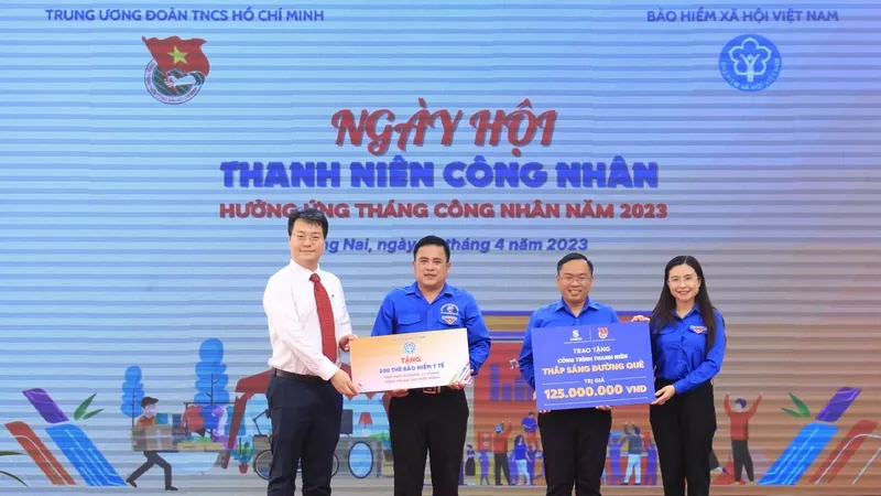 Khai mạc ngày hội “Thanh niên công nhân”