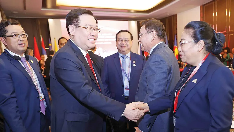 Chủ tịch Quốc hội Vương Đình Huệ và các nhà lãnh đạo Quốc hội/Nghị viện các nước dự phiên họp Ban Chấp hành AIPA. Ảnh: TTXVN