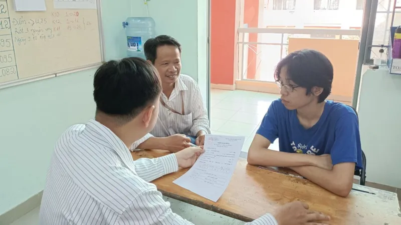 TPHCM: Hơn 1.000 hồ sơ xét tuyển bổ sung lớp 10 công lập 