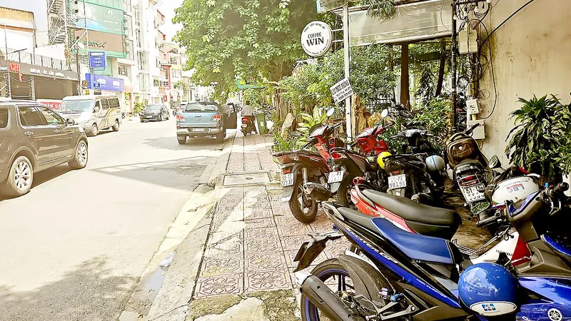 Thu phí sử dụng lòng đường, vỉa hè: Đảm bảo công bằng, minh bạch trong quản lý đô thị